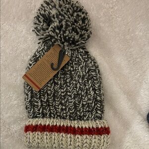 Roots Cabin Collection Black and White Knit Beanie